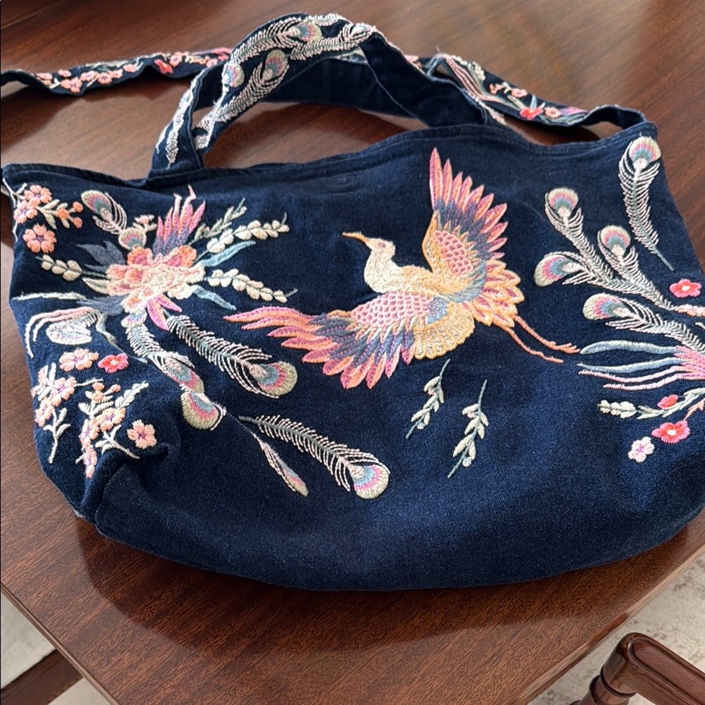 Johnny Was Workshop Boho Navy Denim Fully Lined Embroidered Tote Bag, like new!